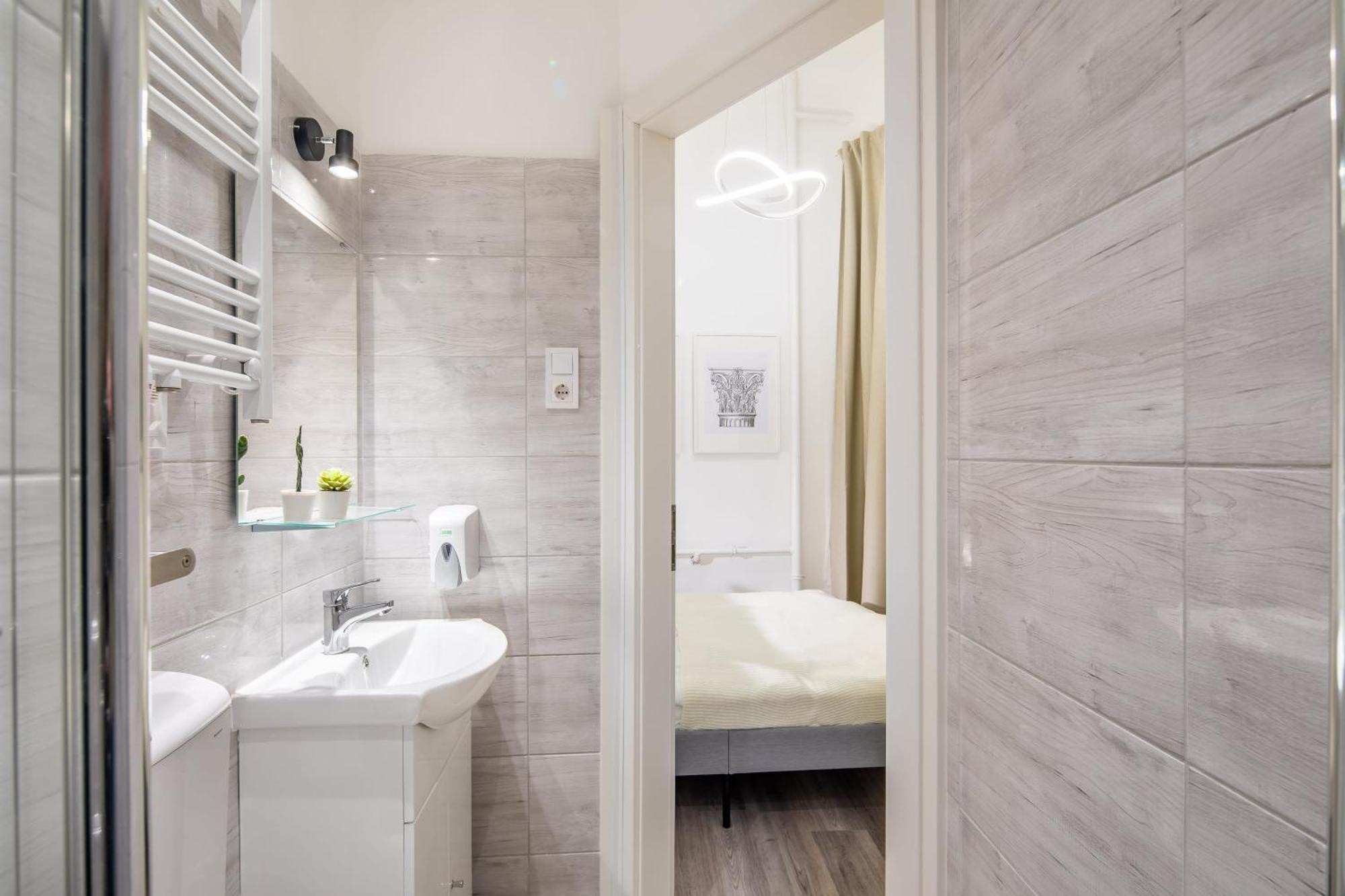 Apartment Very - Small For Solo Traveller Budapest