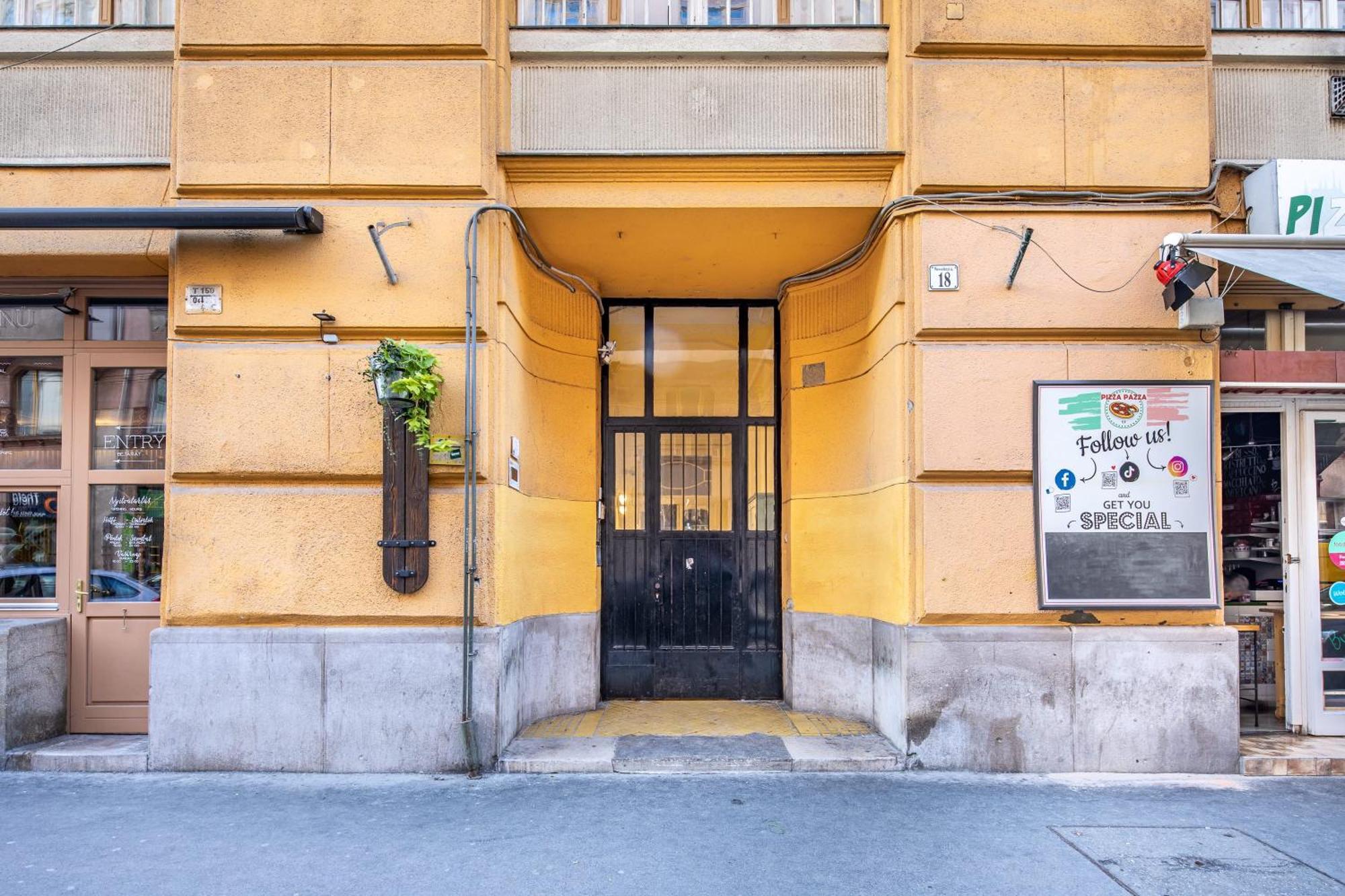 Very - Small For Solo Traveller Apartment Budapest